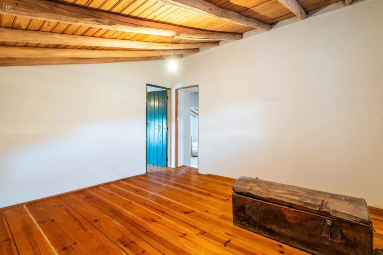 Moradia T5 para Venda em São Barnabe Foto 5