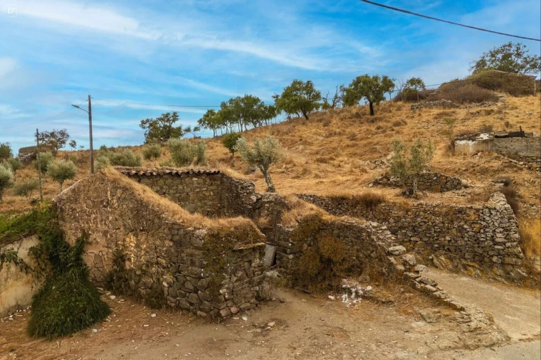 Moradia T5 para Venda em São Barnabe Foto 23