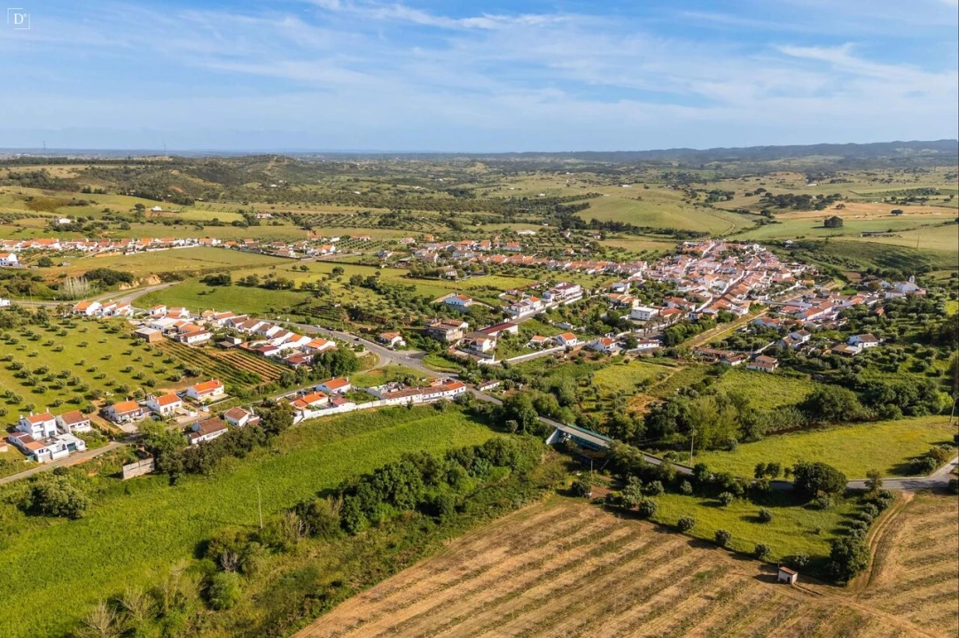 Moradia T4 para Venda em Ourique Foto 23