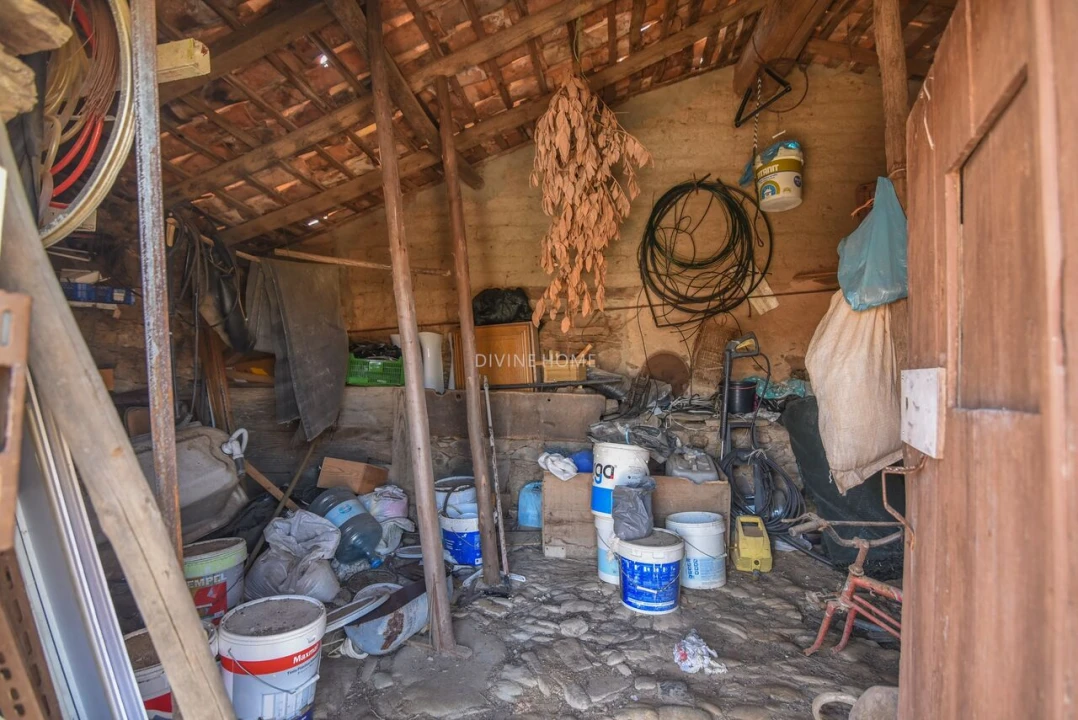 Moradia T5 para Venda em Santana da Serra Foto 25