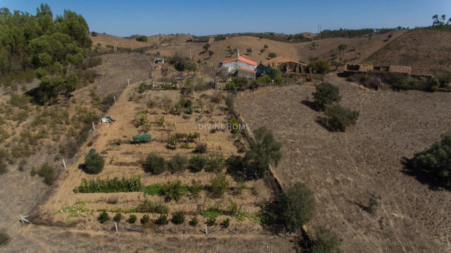 Moradia T5 para Venda em Santana da Serra Foto 12