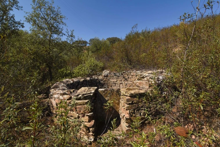 Moradia T5 para Venda em Santana da Serra Foto 23