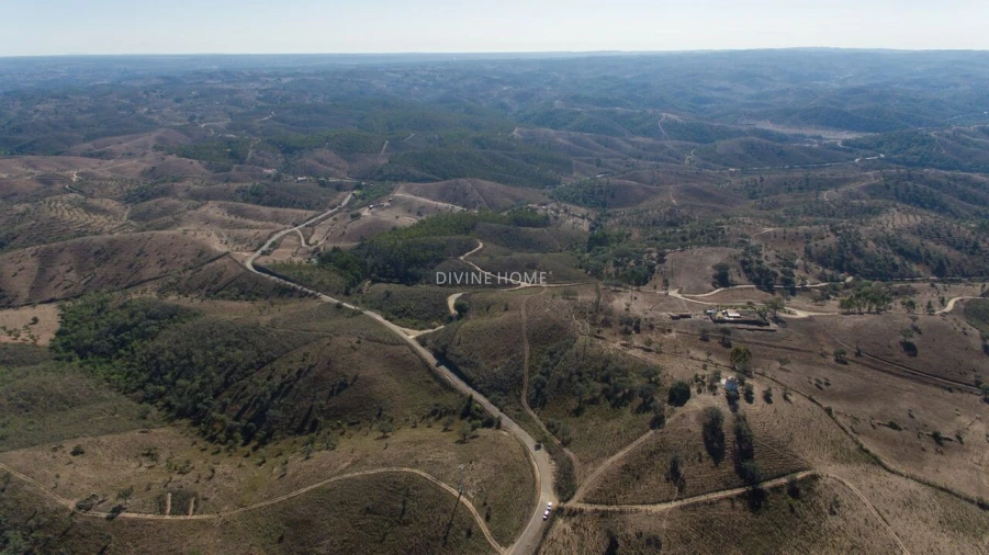 Moradia T5 para Venda em Santana da Serra Foto 15