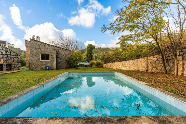 Moradia T2 para Venda em Monchique Foto 1