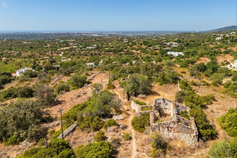 Terreno para Venda em Conceição e Estoi Foto 4
