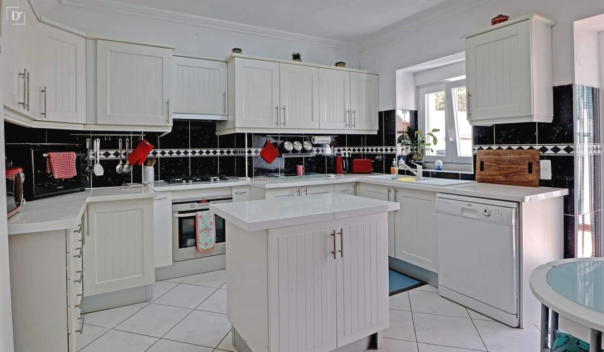 Moradia T5 para Venda em Paderne Foto 9