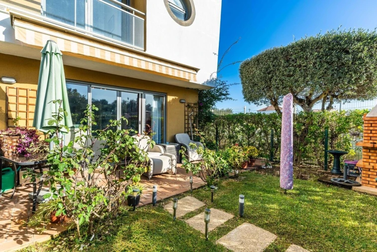 Moradia T3 para Venda em Ferreiras Foto 11