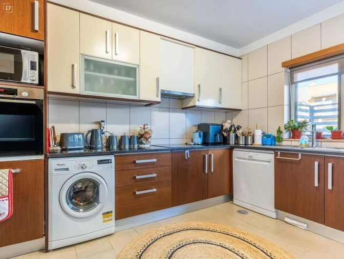 Moradia T3 para Venda em Ferreiras Foto 5