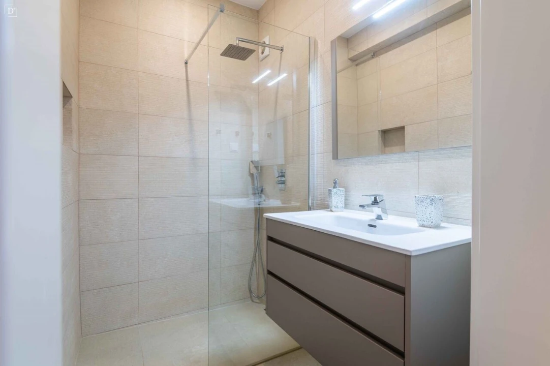 Moradia T4 para Venda em Pechão Foto 26