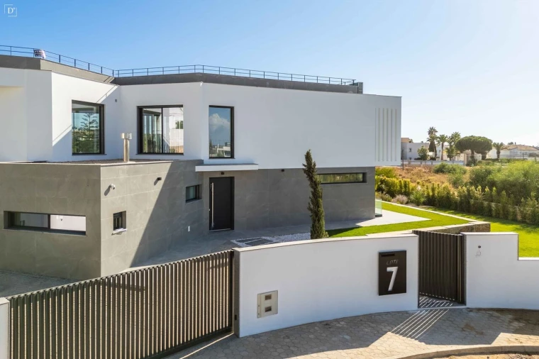Moradia T4 para Venda em Albufeira e Olhos de Água Foto 43
