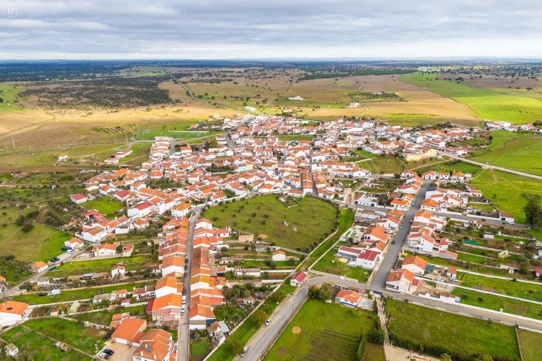 Moradia T1 para Venda em Aldeia dos Fernandes Foto 2