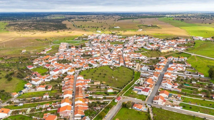 Moradia T1 para Venda em Aldeia dos Fernandes