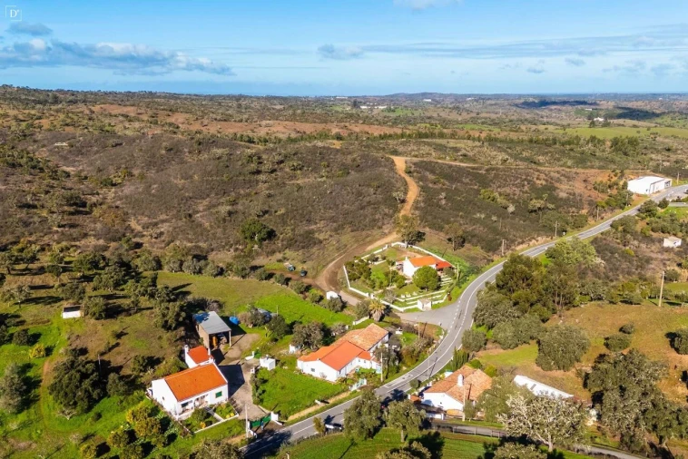 Moradia T3 para Venda em Almodôvar e Graça dos Padrões Foto 3