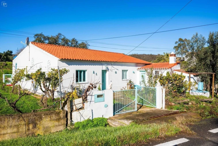 Moradia T3 para Venda em Almodôvar e Graça dos Padrões Foto 1