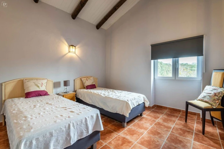 Moradia T4 para Venda em São Bartolomeu de Messines Foto 13