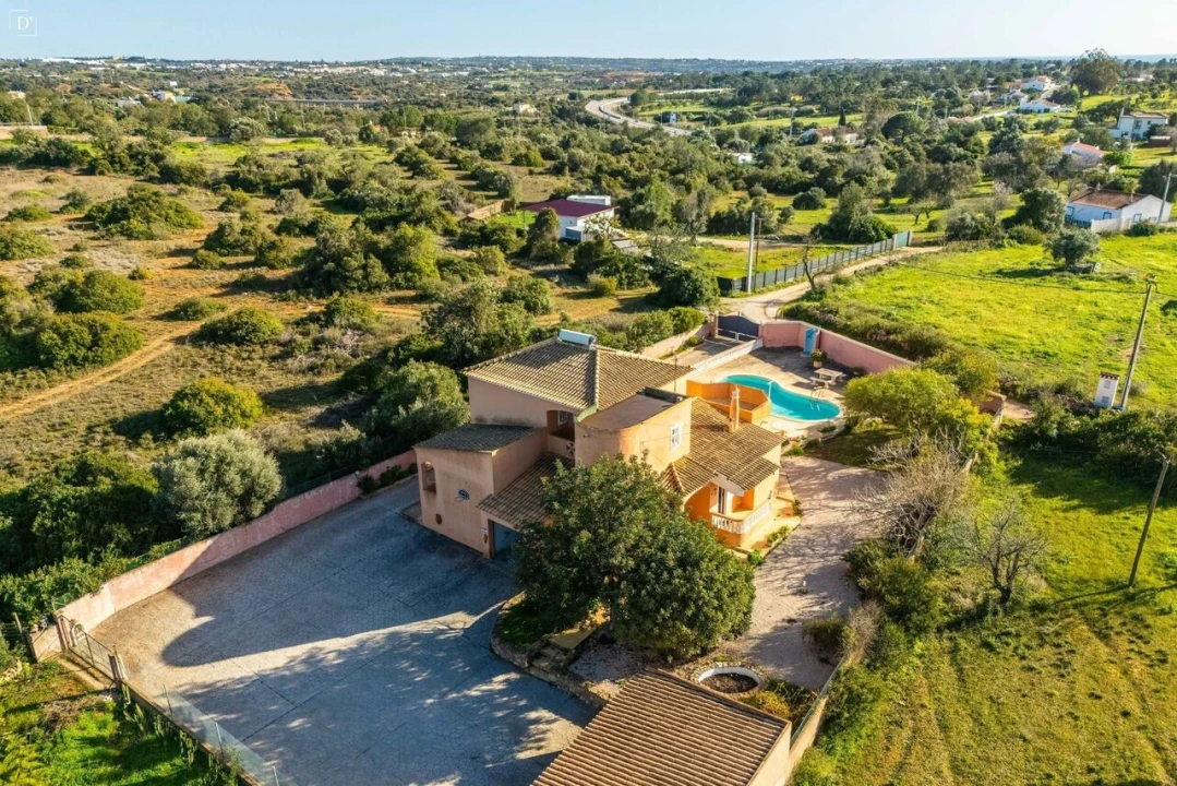 Moradia T4 para Venda em Alcantarilha e Pêra Foto 16