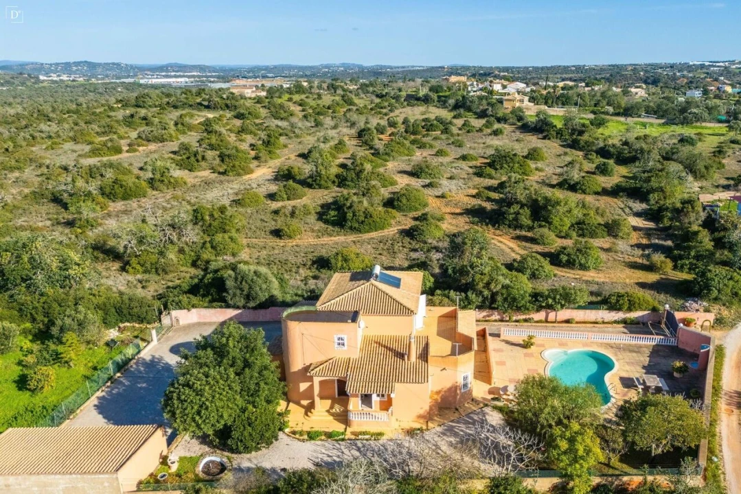 Moradia T4 para Venda em Alcantarilha e Pêra Foto 9