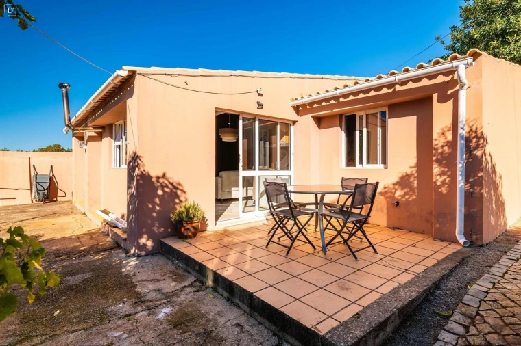 Moradia T6 para Venda em Santa Barbara de Nexe Foto 25