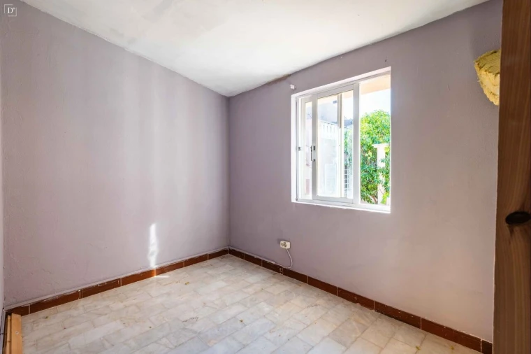 Moradia T6 para Venda em Santa Barbara de Nexe Foto 30