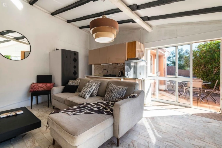 Moradia T6 para Venda em Santa Barbara de Nexe Foto 28