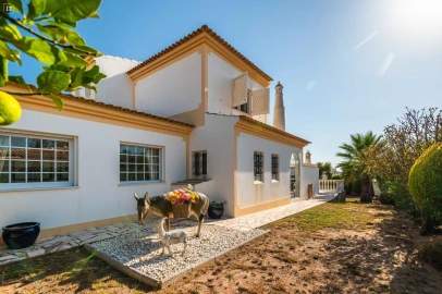 Moradia T4 para Venda em Lagoa e Carvoeiro