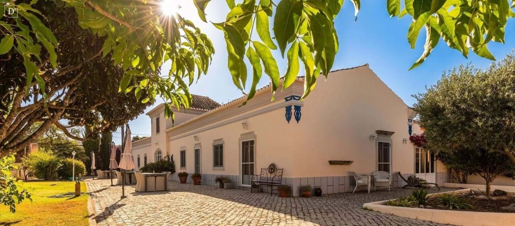 Moradia T9 para Venda em São Brás de Alportel Foto 37