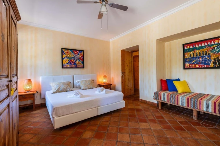 Moradia T9 para Venda em São Brás de Alportel Foto 6