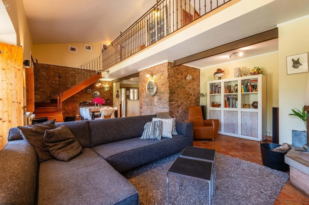 Moradia T9 para Venda em São Brás de Alportel Foto 5