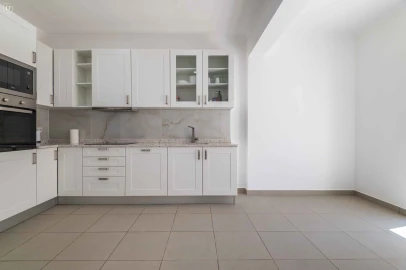 Apartamento T3 para Venda em Albufeira e Olhos de Água