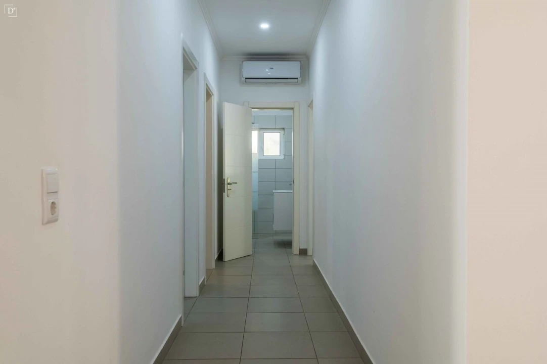 Apartamento T3 para Venda em Albufeira e Olhos de Água Foto 13