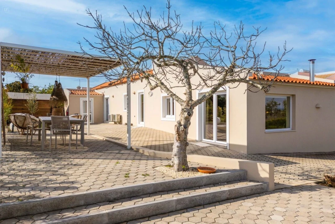 Moradia T3 para Venda em Alvor Foto 10