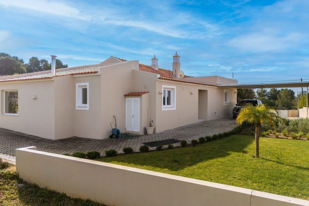 Moradia T3 para Venda em Alvor Foto 21