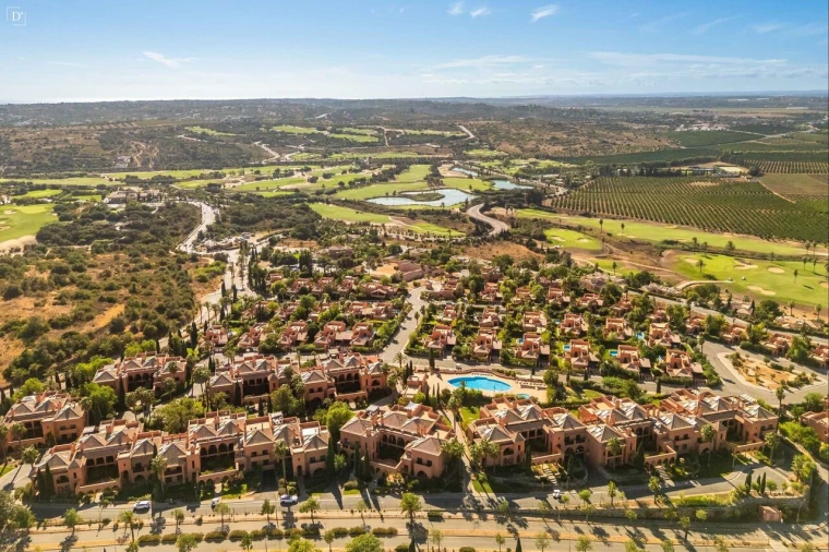 Apartamento T3 para Venda em Alcantarilha e Pêra Foto 34