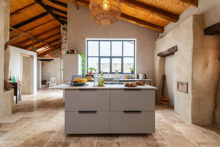 Moradia T1 para Venda em Monchique Foto 1