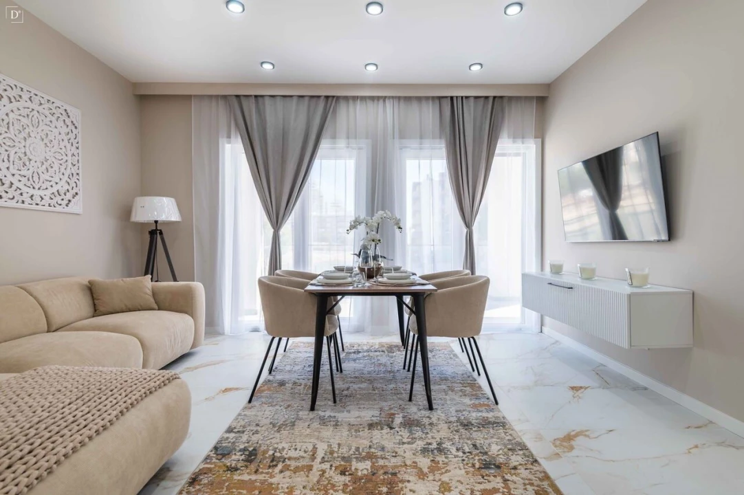 Apartamento T4 para Venda em Armação de Pera Foto 1