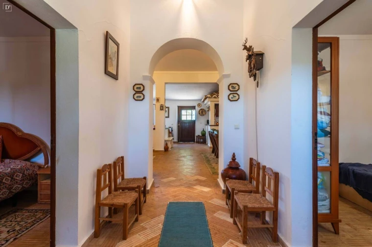 Moradia T3 para Venda em Alcaria Ruiva Foto 3