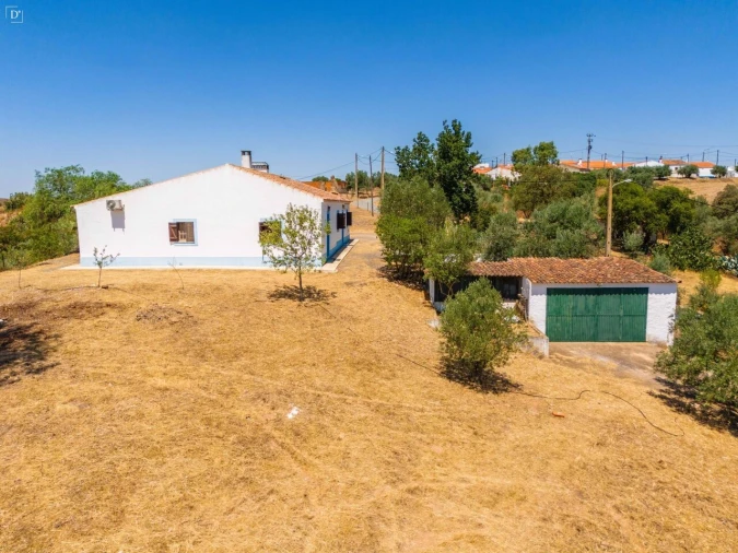 Moradia T3 para Venda em Alcaria Ruiva Foto 22