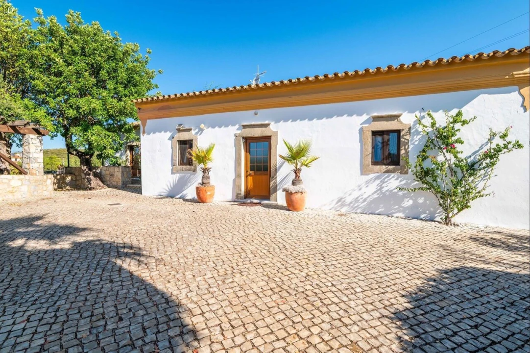 Moradia T4 para Venda em São Brás de Alportel Foto 9