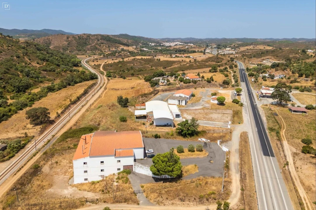 Loja para Venda em São Marcos da Serra Foto 4