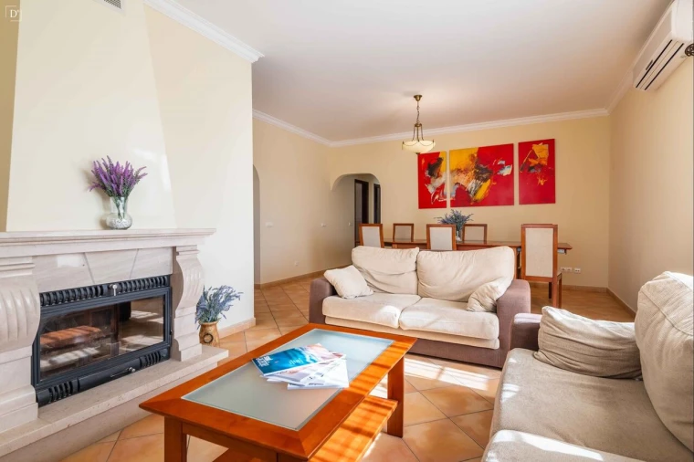 Moradia T3 para Venda em São Brás de Alportel Foto 3