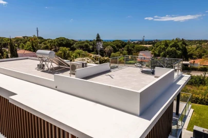 Moradia T4 para Venda em Albufeira e Olhos de Água