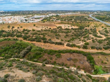 Terreno para Venda em Alcantarilha e Pêra