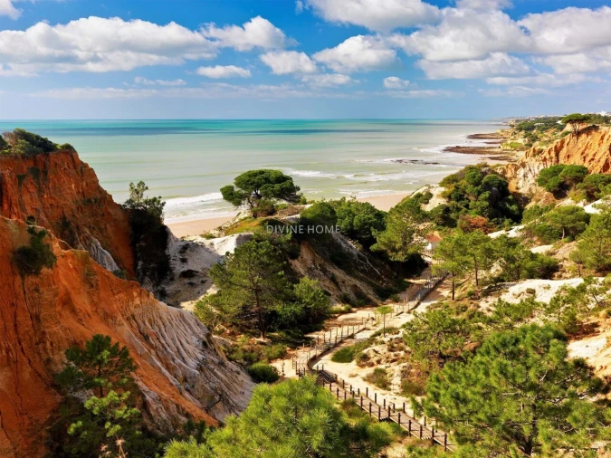 Moradia T3 para Venda em Albufeira e Olhos de Água Foto 2