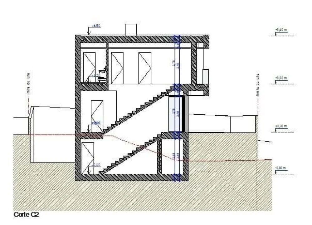 Moradia T4 para Venda em Guia Foto 10