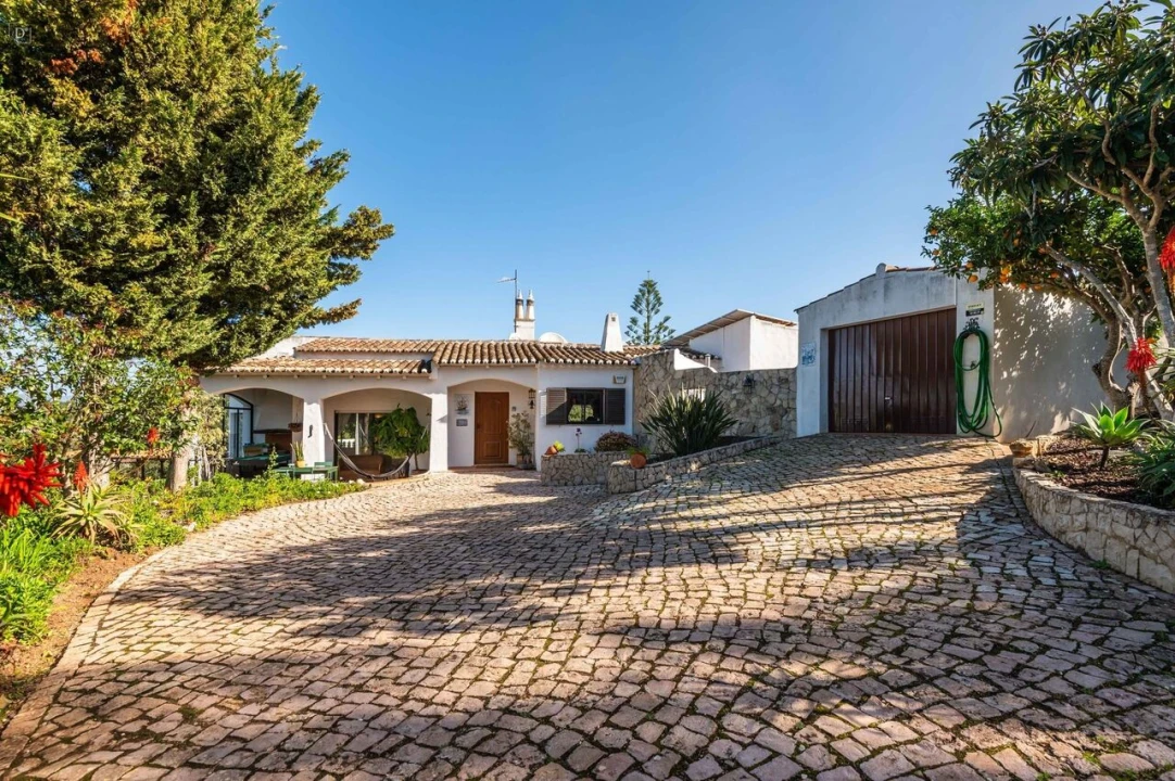 Moradia T4 para Venda em Alvor Foto 21