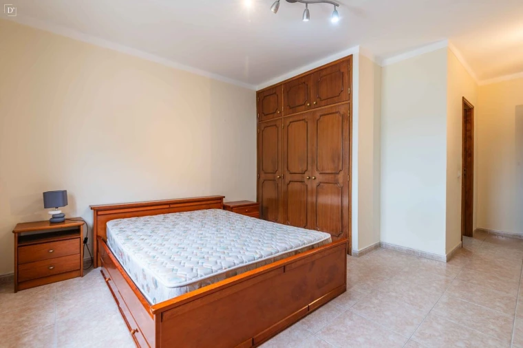 Apartamento T3 para Venda em Boliqueime Foto 18