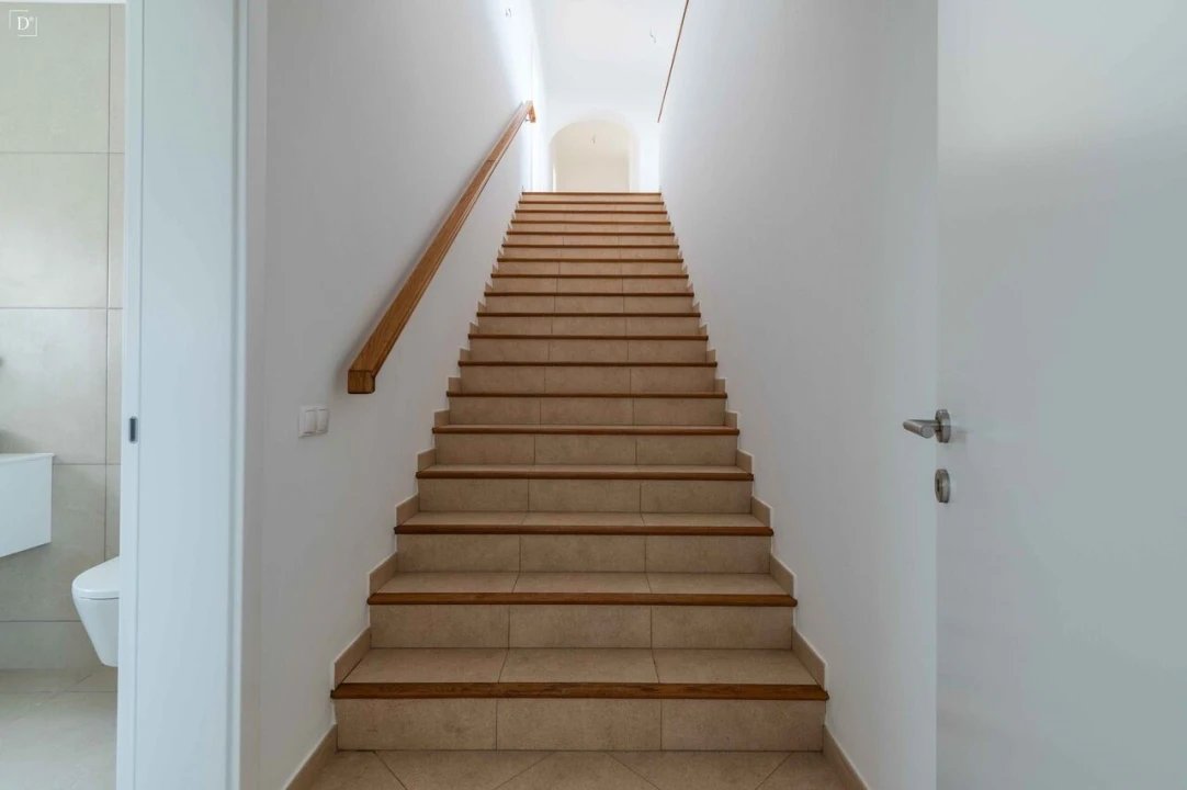 Moradia T4 para Venda em Budens Foto 15