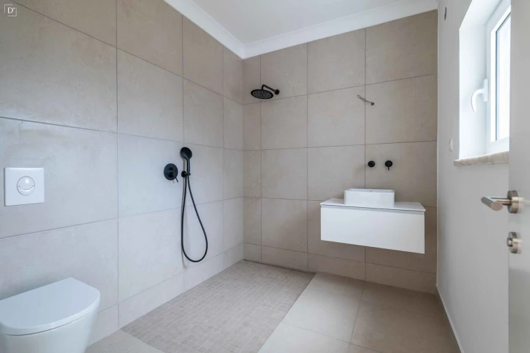 Moradia T4 para Venda em Budens Foto 30