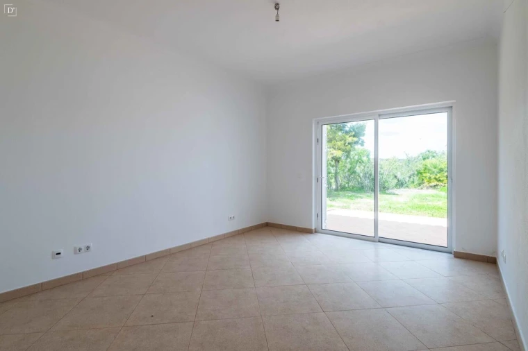 Moradia T4 para Venda em Budens Foto 37