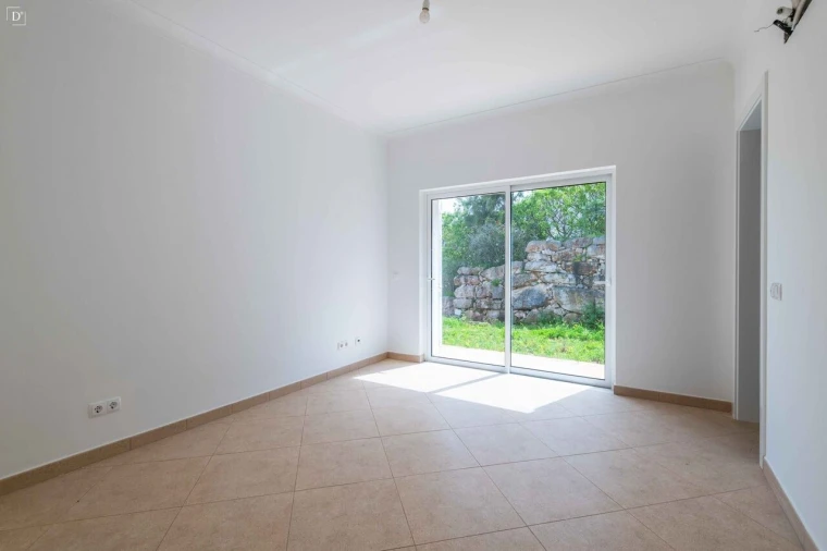 Moradia T4 para Venda em Budens Foto 28